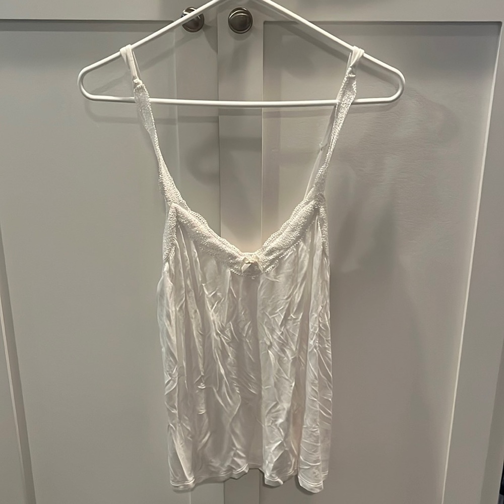 Cozy Rozy, large white camisole